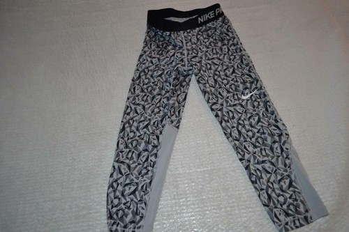 31459-a Girls Nike Pro Gym Pants Leggings Capris Workout Size XS Gray - Picture 3 of 11