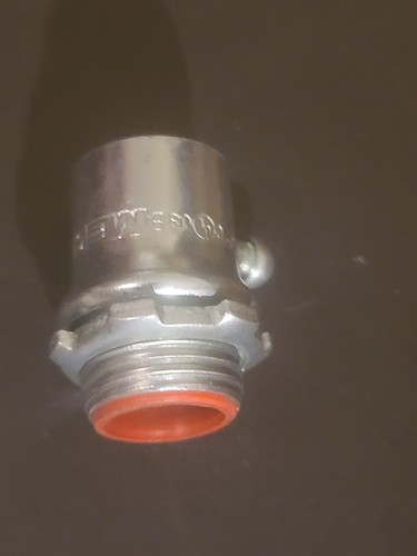 (BOX OF 50) Madison 1/2″ Steel Set-Screw EMT to Box Throat Connector (MES-750-B) - Picture 3 of 4