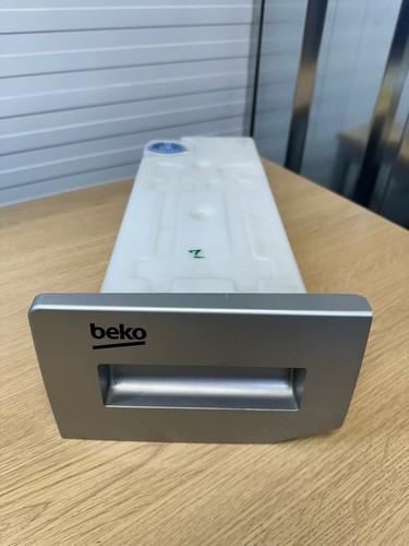 BEKO Kondenstrockner - 7 kg Wassertank