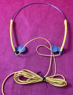 Sony Walkman Mdr-w10 Sports Lightweight Headphones Dynamic Stereo 