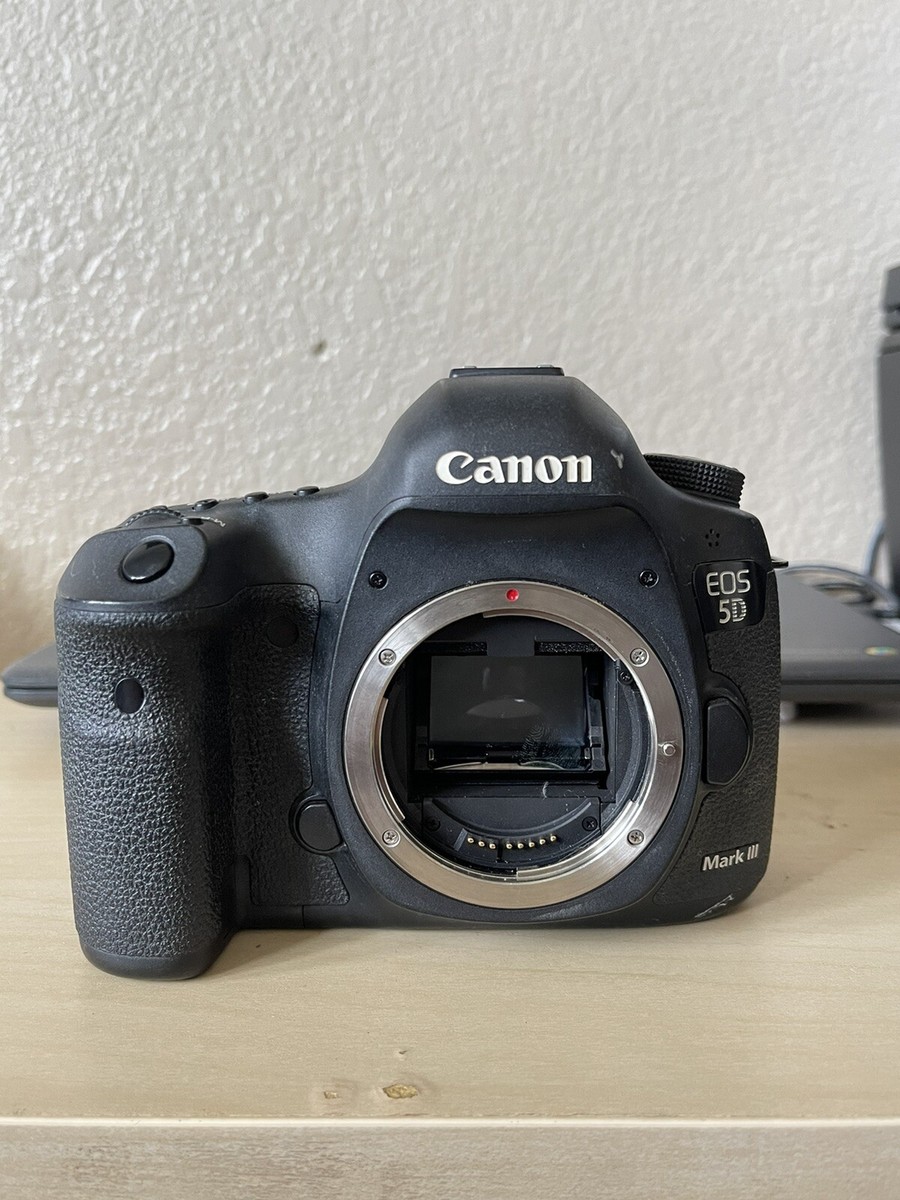 Canon EOS 5D Mark III 22.3MP Digital SLR Camera - Black - Used 