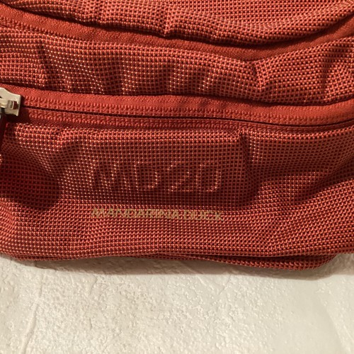 Fashion Belt Bag Fanny Pack MANDARINA DUCK MD20 Woman’s Red Zipper Compartments - Picture 4 of 10