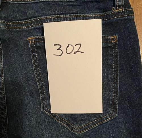 #302 Jelly Jeans Size 9 Girls Straight Legs Cotton Distressed Dark Blue 28x 26 - Picture 9 of 9