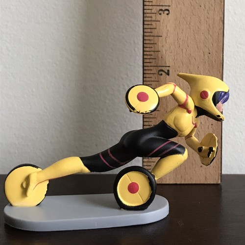 Big Hero 6 GoGo Tomago Figur Spielzeug Disney Store PVC Figur - Bild 14 von 16