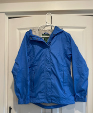 LL Bean - Women s Trail Model Hooded Rain Jac...