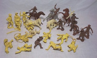 28 ORIGINAL 1950s MARX WESERN TOWN / FORT APACHE PLAY SET COWBOYS & FIGURES