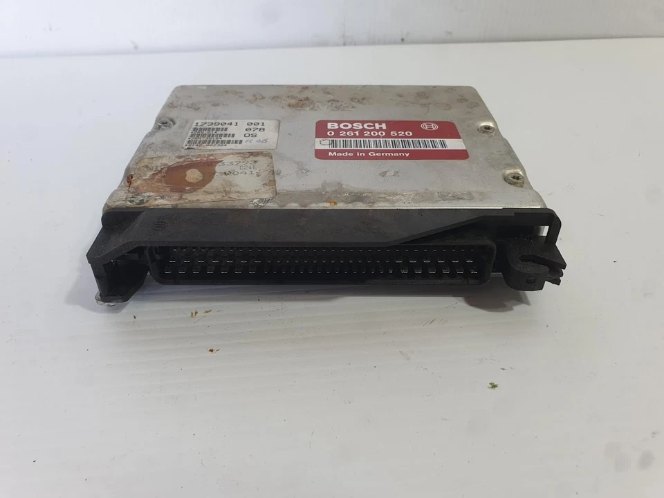BMW 3 SERIES ENGINE ECU 1739041 BOSCH, 4CYL, P/N 0261200520,  E36, 05/91-09/00  - Image 3 of 4