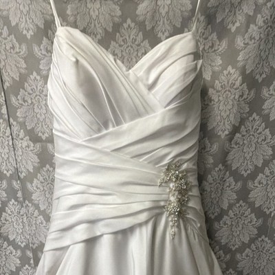Sincerely Bridal White Sweetheart Satin Beaded Ball Gown Wedding Size 12 Lot#9