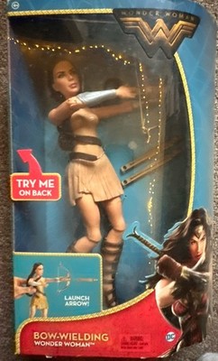 Bow-Wielding Wonder Woman Movie Doll Action Figure MIB DC Comics Gal Gadot FDF38