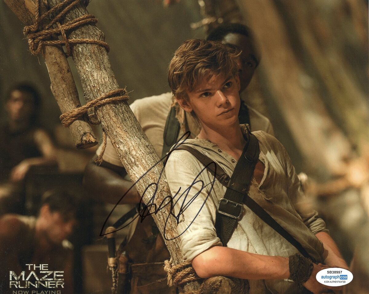 Thomas Brodie Sangster Maze Runner Autographed Signed 8x10 Photo reprint