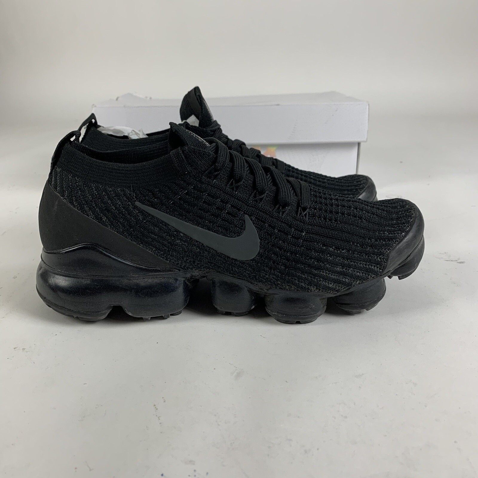 Size 7.5 - Nike Air VaporMax Flyknit 3 