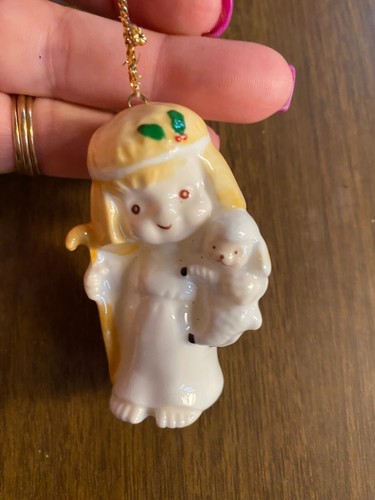 Bone China Engel mit Lamm Miniatur Weihnachtsschmuck 2 1/4" R.D.C.