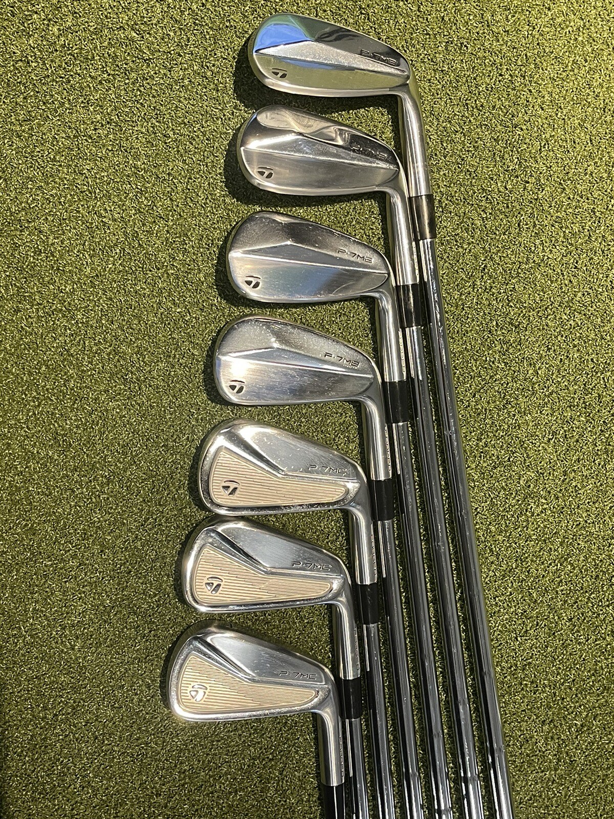 Taylormade P7Mb / P7MC Combo Iron Set 4PW. Dynamic Gold X100 Shafts