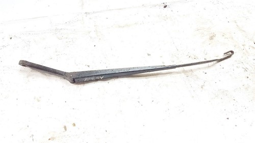 xs4117527ab Windschutzscheibe Scheibenwischer  Ford Focus DE918233-88