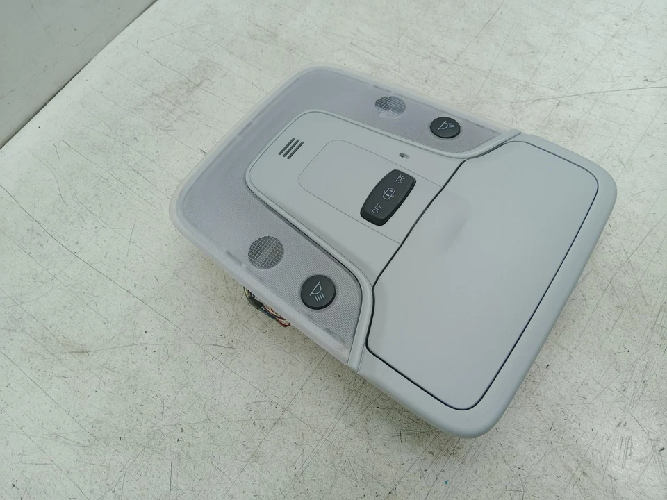 TOYOTA PRIUS COURTESY LIGHT INTERIOR ROOF 8120847070B0 MK4 2015 - 2021 - Image 2 of 4