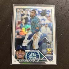 2023 Topps Chrome - #200 Julio Rodriguez refractor rookie cup