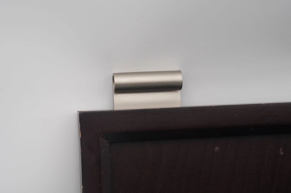 Organizador de archivos clasificador de correo Pottery Barn Bedford de madera oscura de 2 niveles para colgar en la pared Foto 4 de 4