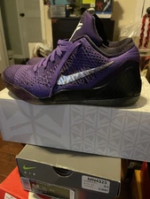 Used Kobe 9 Elite Moonwalker (Needs Sole Repair) Size 8