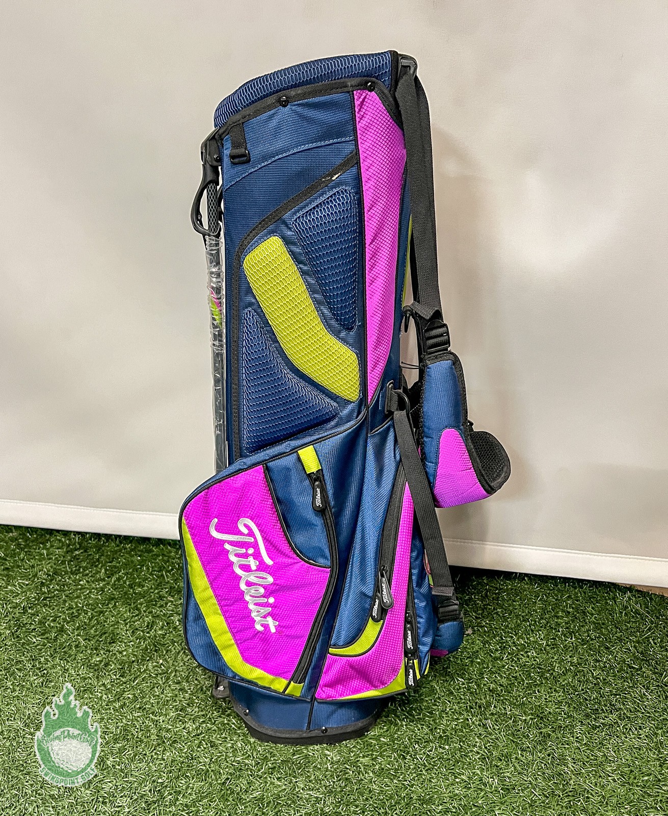 Used Titleist 2015 Stand/Carry Golf Bag Lime Navy/Purple/Lime 5-Way 7 Pockets