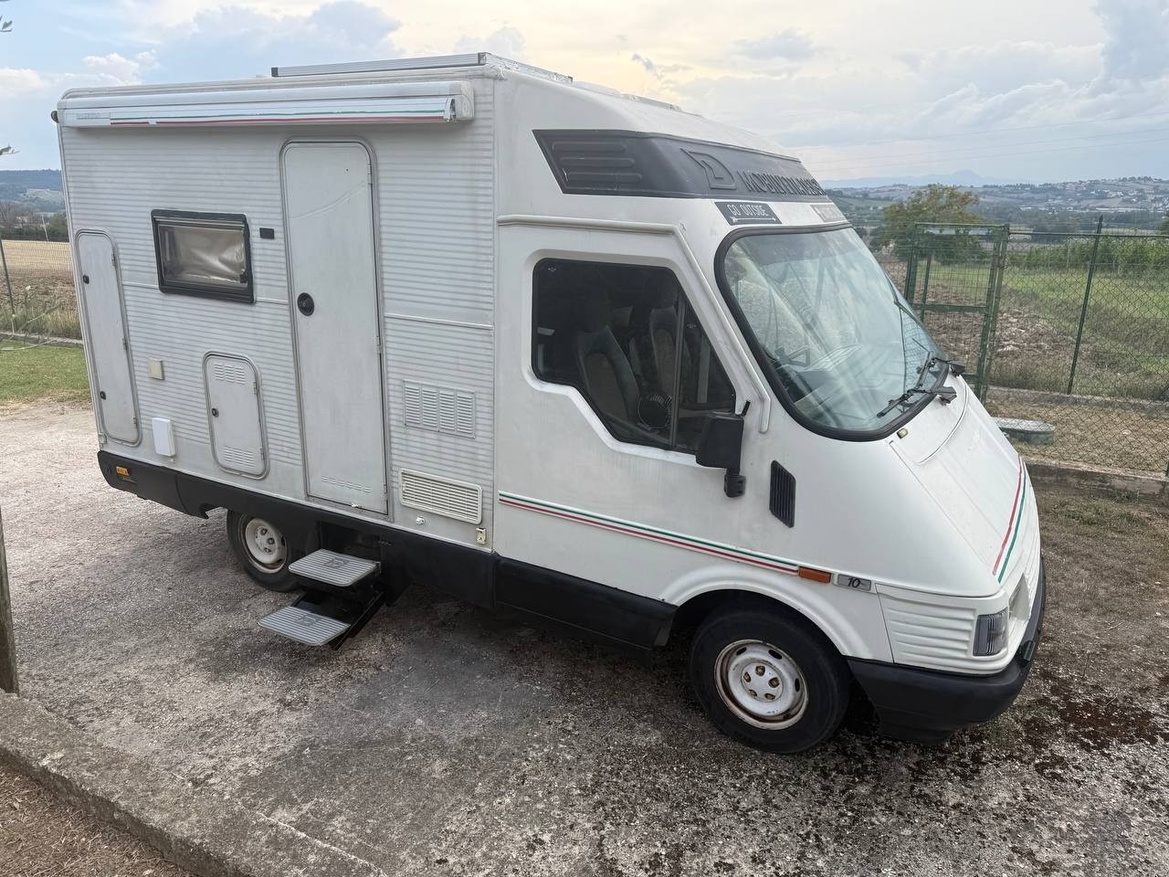 CAMPER COMPATTO MOTORHOME MOBILVETTA YACHT 50 CLASSIC