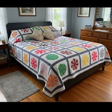 DISCOUNTED! NEW Quilt Dresden Plate 90's handmade Colorful Binding 8x6x7 Cotton 