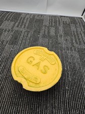 Bingham & Taylor Gas Cap 7-1/2" Cast Iron Garden Well Valve Fitting Yellow