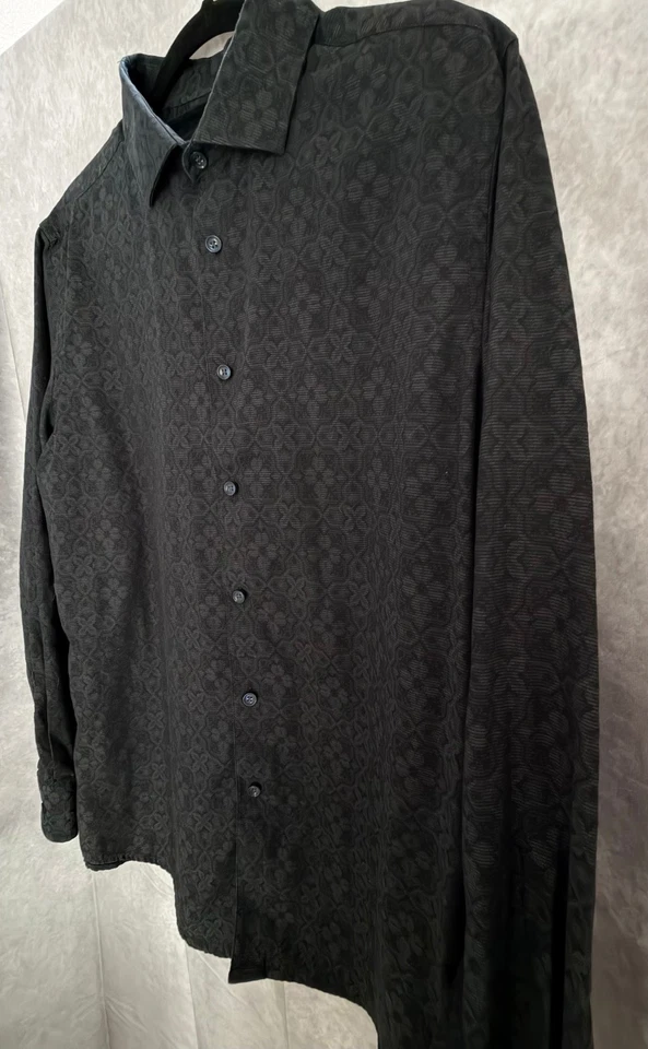 Camisa social masculina Alfani L 100% algodão estampa tonal escura - Imagem 2 de 4