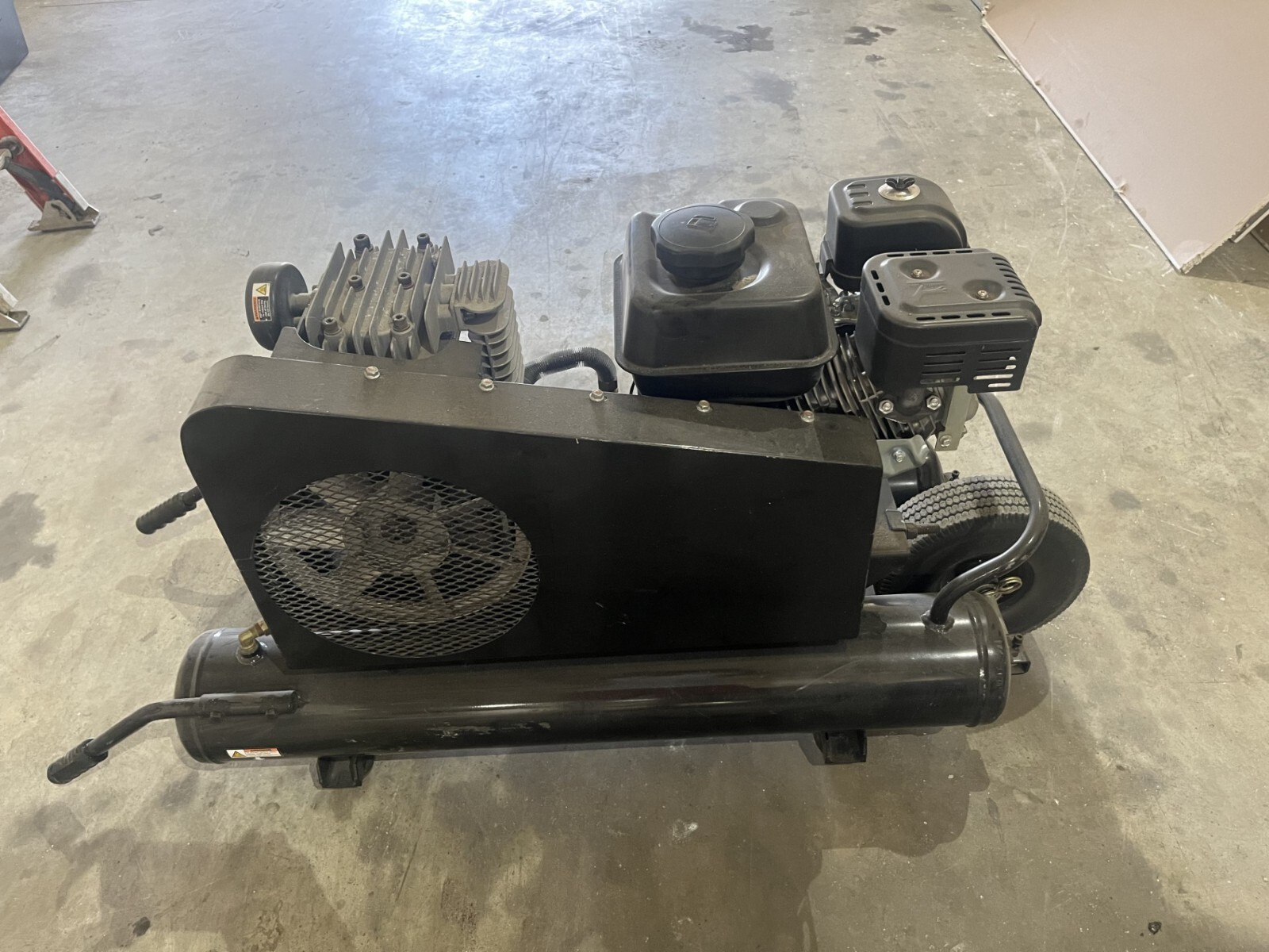 NEW: Central Pneumatic Air Compressor-Gasoline Powered, 9 Gallon, Maximum 135PSI