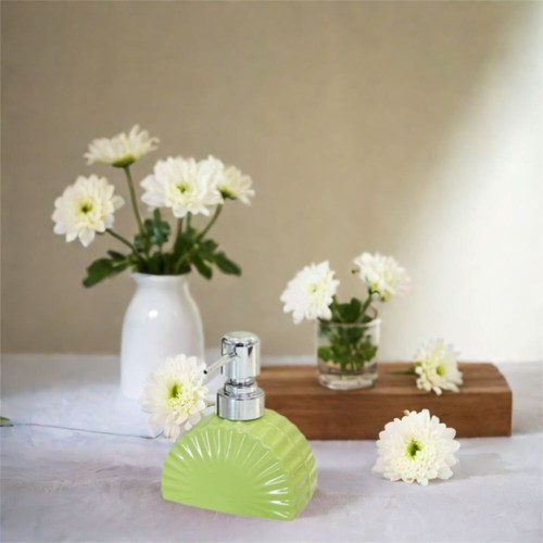Light Luxury Fan Shaped Lotion Bottle Elegant Shampoo Bottle Toilet - Picture 12 of 14