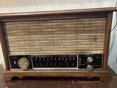 Vintage 1950 Zenith Radio Long Distance AM/FM Model K731 | eBay