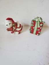 Fitz and Floyd Salt Pepper Shakers Kitty Kringle Ceramic Christmas