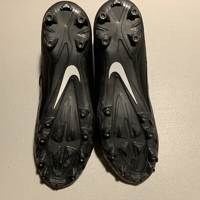 Nike Alpha Dynamic Fit Lace-Up Cleats Black Gray Metallic  display picture 3
