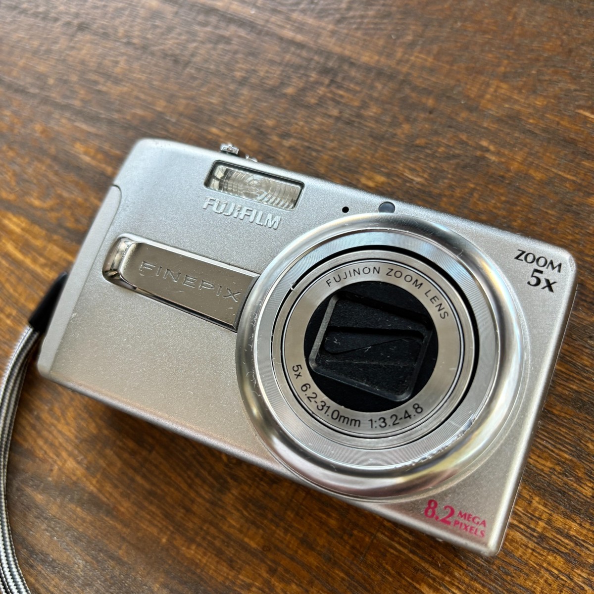 FUJiFILM FINEPIX J50 Digital Camera 8.2MP 5x Optical Zoom Tested