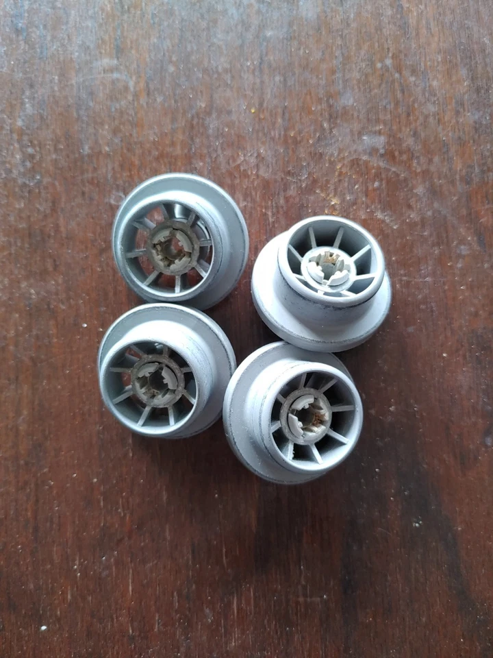 4 Korbrollen, Rädchen, Rollen Spülmaschine Bosch Siemens Neff (BSA Hausgeräte)