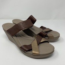 Crocs Wedge Sandals Shoes Womens Size 7 Brown...