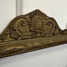 Antique Giltwood Ornate Seashell Baroque French Style Decorative Frame