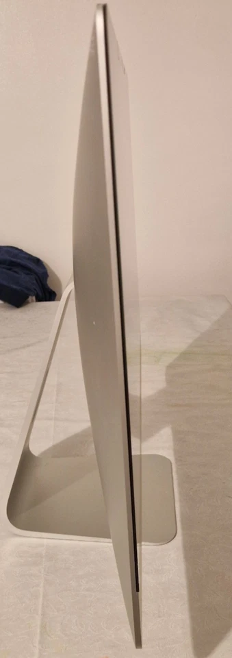 Apple iMac A1419 27" 5K Retina Late 2015 i5-6500 3.2GHz 8GB RAM 640GB Hard Disk - Image 4 of 4