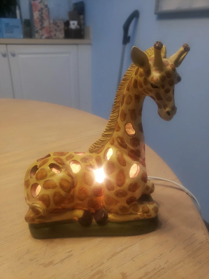 Lámpara Jirafa Pequeña Lámpara de Mesa o Escritorio Resina Fundida Decoración Guardería Oficina Foto 2 de 4