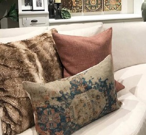 Pottery-Barn-Navin-Lumbar-Pillow-Cover-16x26-Antique-Rug-Print-New