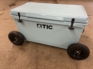 rtic rolling cooler