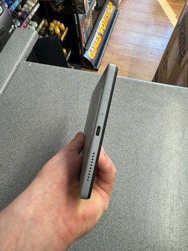 Lenovo Tab M8 (4th Gen) - 32GB, Wi-Fi 8 inch Tablet - Grey - Cracked L2 - Picture 6 of 7