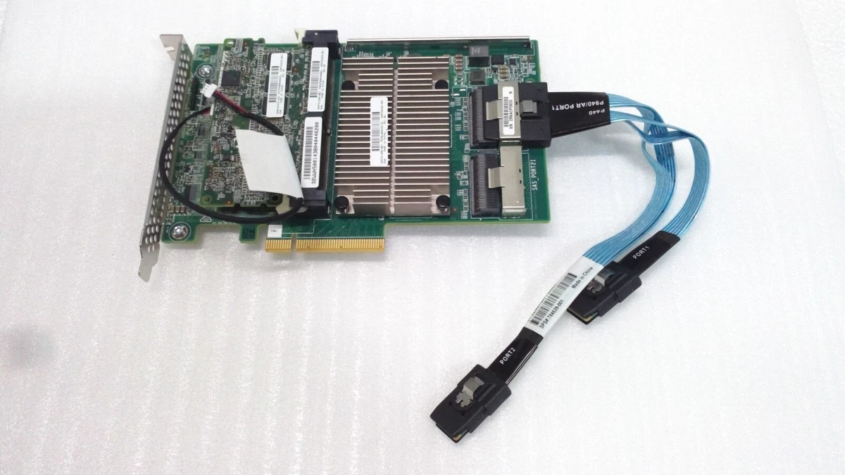 HP 761880-001 Smart Array P840 12Gb 2-Port SAS Controller 726899 