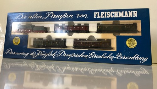 Fleischmann Piccolo N No. 7880 Lokomotive Originalverpackt | Zustand: Neu