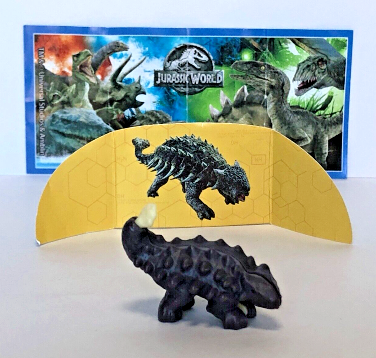 JURASSIC WORLD Kinder Surprise ANKYLOSAURUS SE759a - Dinosaur with