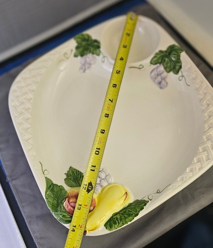 Ceramic Fruit Designed Vegetable Dish With Small bowl inside for sauce! - Picture 6 of 8