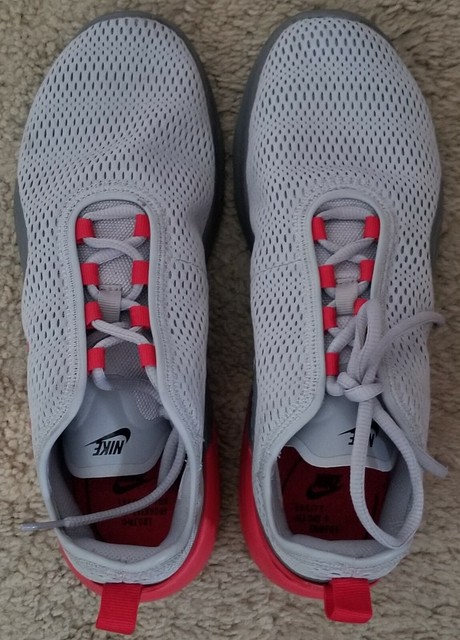 nike air flight motion