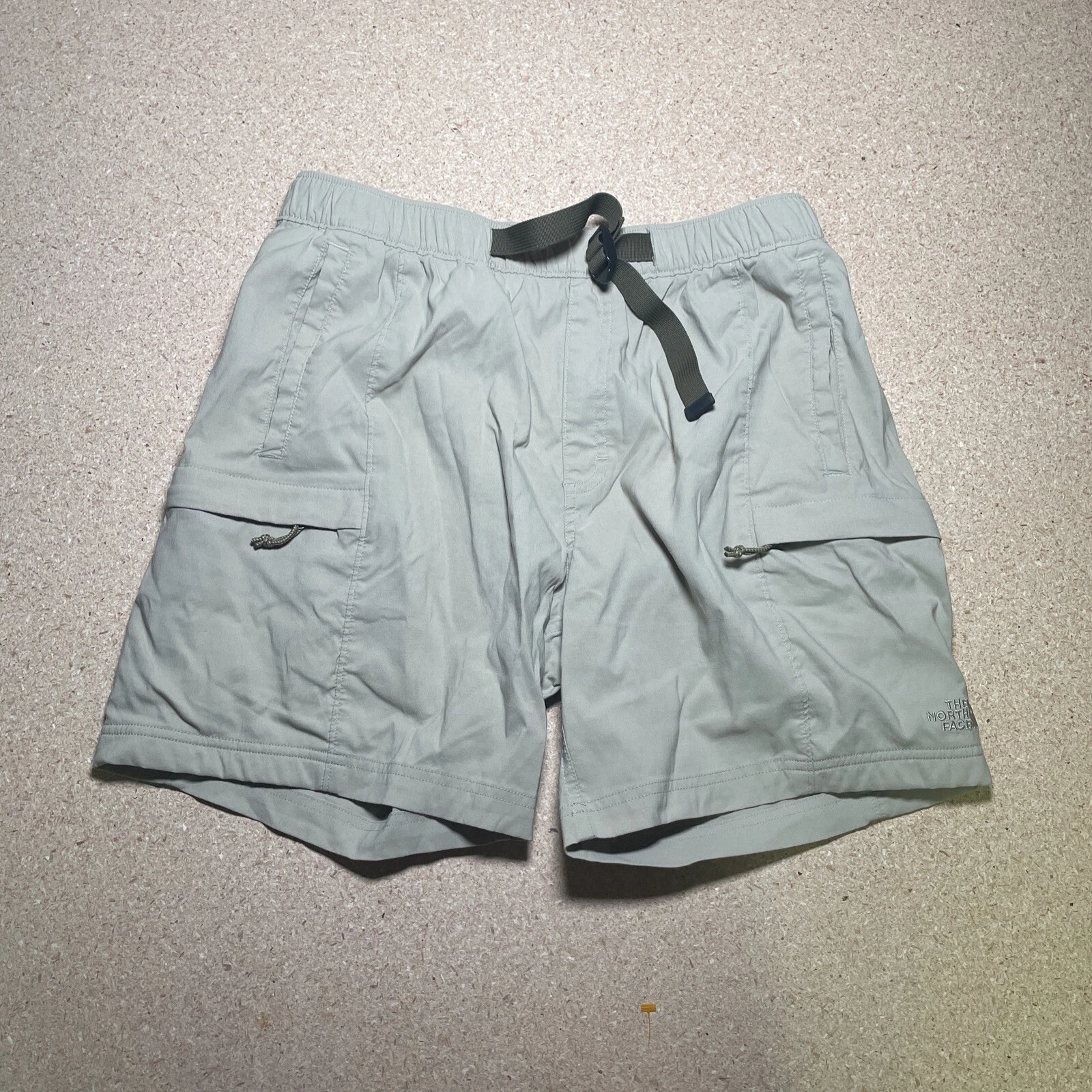 The North Face Shorts Men's Belted Beige Size Medium Nylon Cargo Hiking
