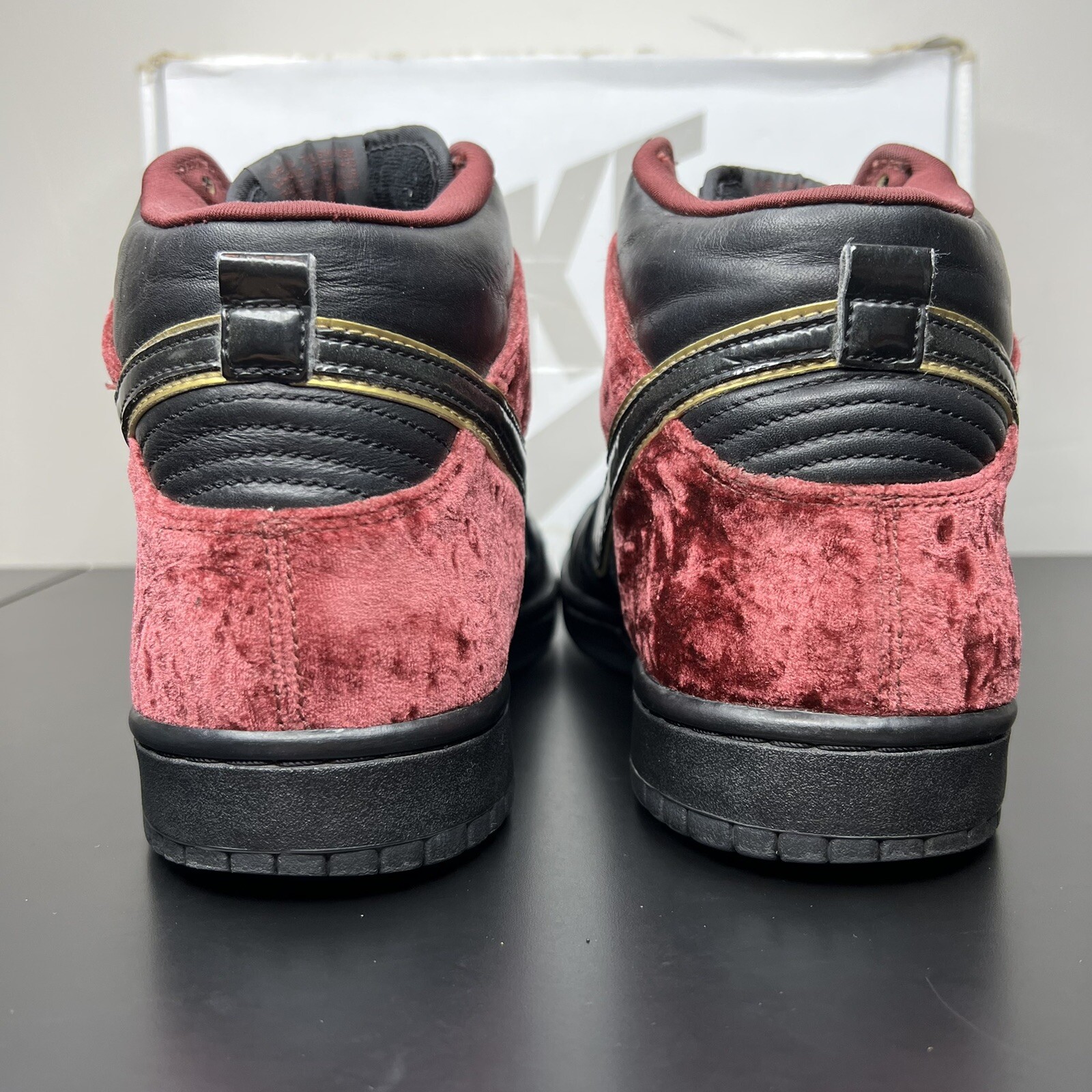 nike sb bloody sunday