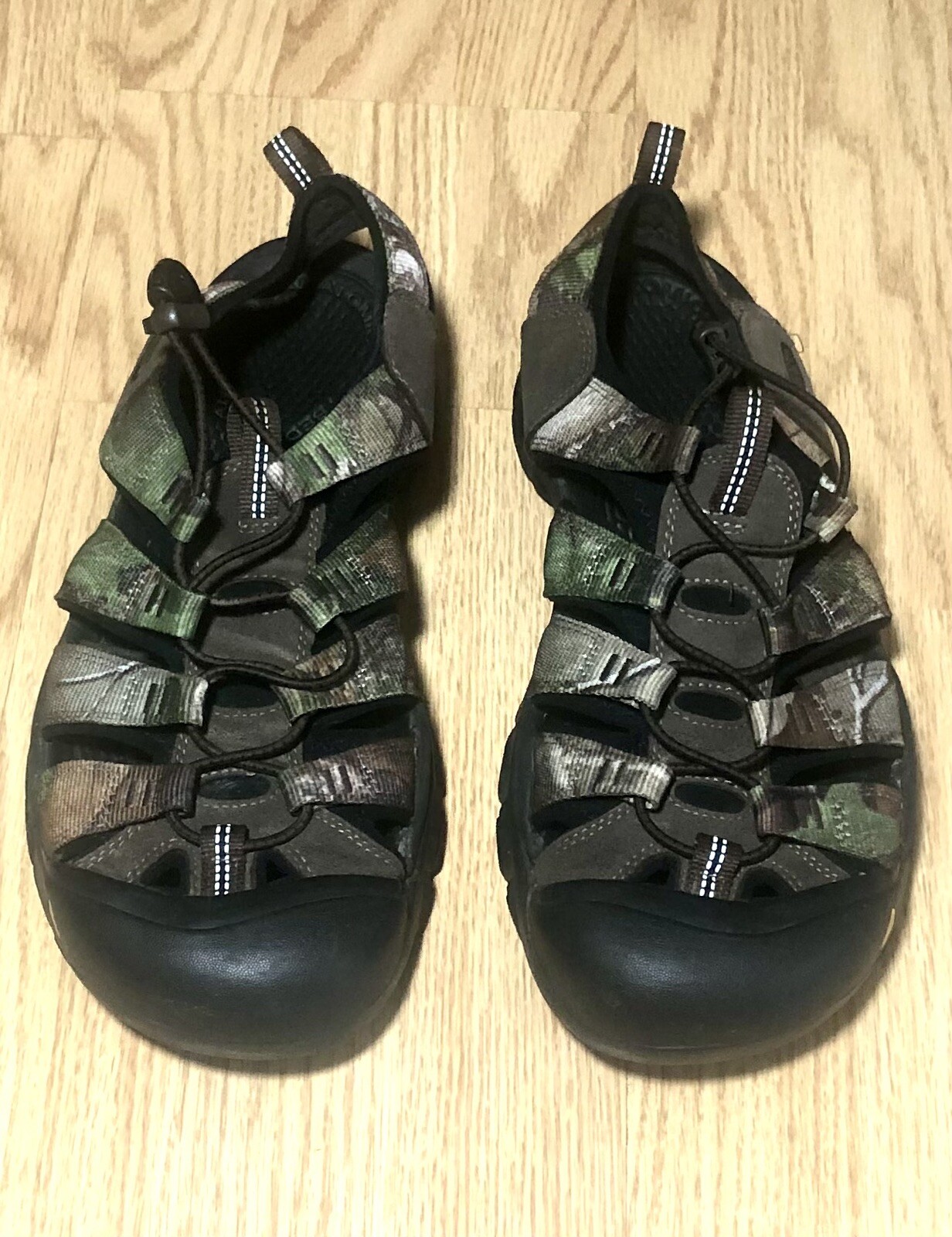 Sandali da trekking impermeabili Keen Newport H2 da uomo taglia 11 mimetici oliva drab