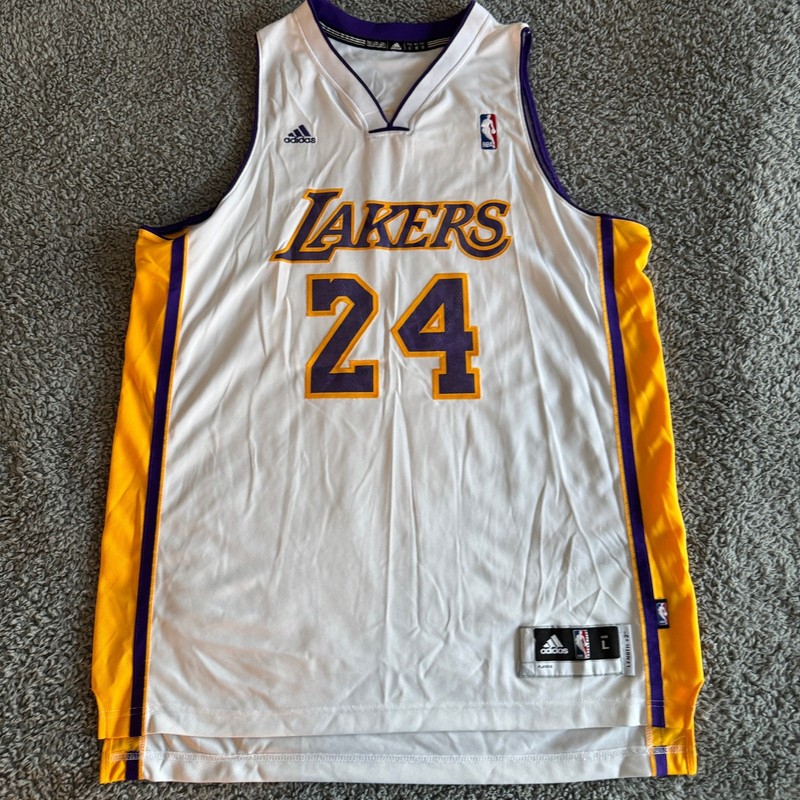 Kobe Bryant Vintage 2010 NBA Los Angeles Lakers Adidas Jersey White Swingman L